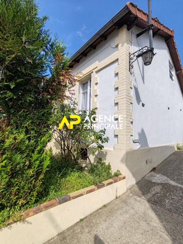 Maison à vendre à Argenteuil -5 pièces, 4 chambres 309 000 € ** - Référence 4449