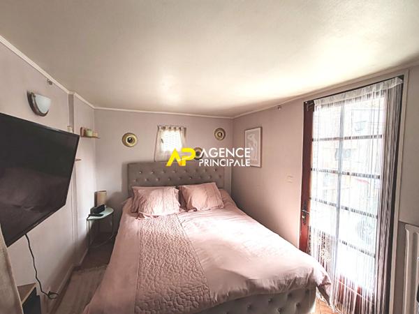 Maison à vendre à Argenteuil -5 pièces, 4 chambres 309 000 € ** - Référence 4449