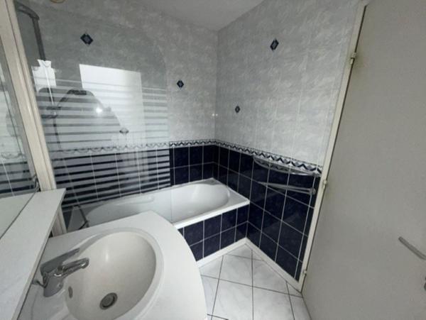 Appartement de type 2 , 61.42 m²