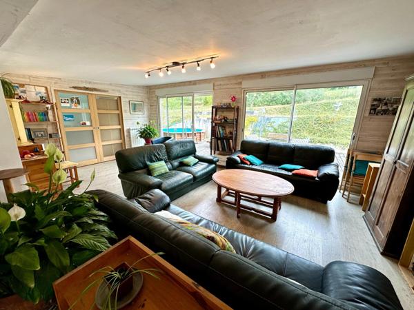 Pavillon de plein pied de 174m2