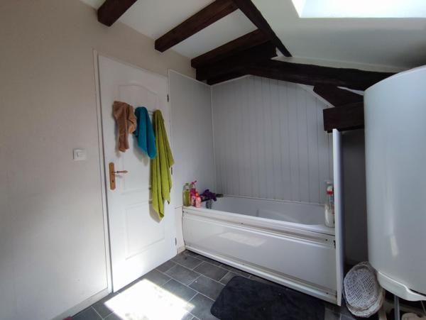 Appartement T4 avec terrasse et jardin