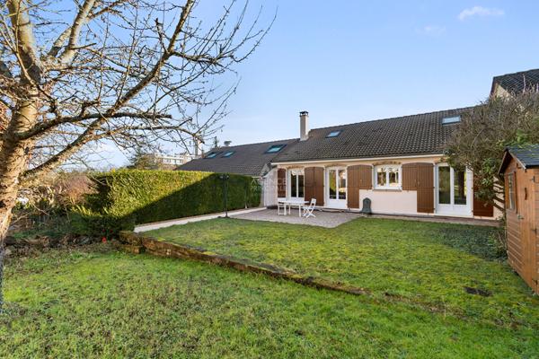 Maison Saint Germain En Laye 8 pièce(s) 845 000 € **  - Référence  18523