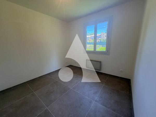 Maison 4 pièces 81.04 m2