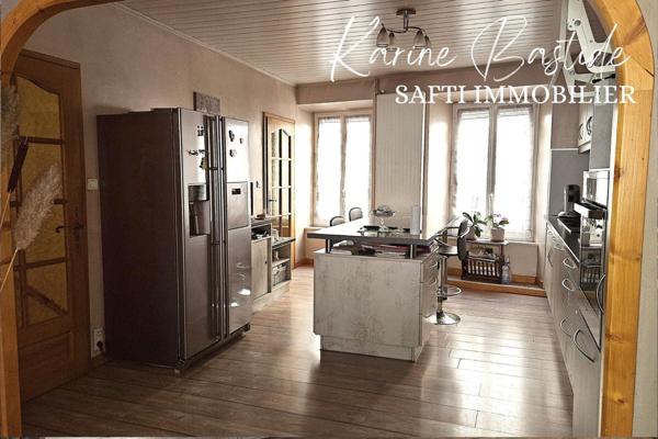 Maison de village PRADELLES avec grand  jardin