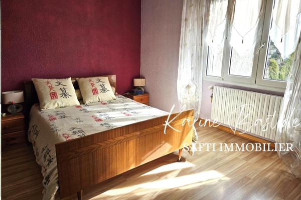 Maison de village PRADELLES avec grand  jardin