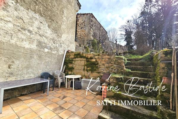 Maison de village PRADELLES avec grand  jardin