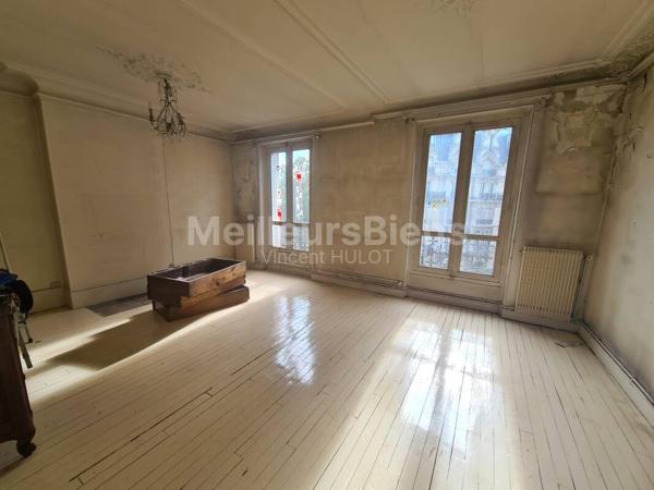 Grand deux pièces avec un magnifique potentiel