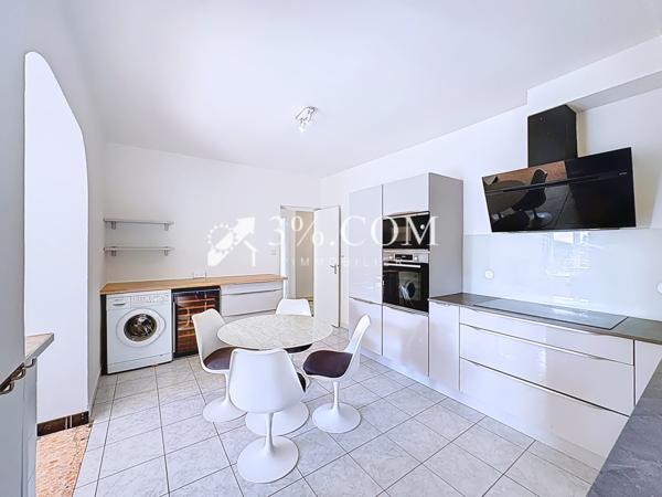 Maison 8 pièce(s) 4 chambre(s) 183 m²