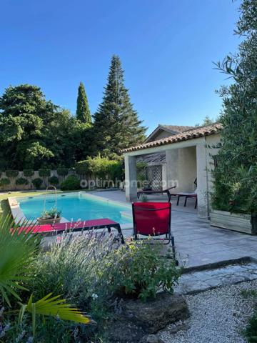 Propriété en pierres composée de 2 habitations à SAINT REMY DE PROVENCE