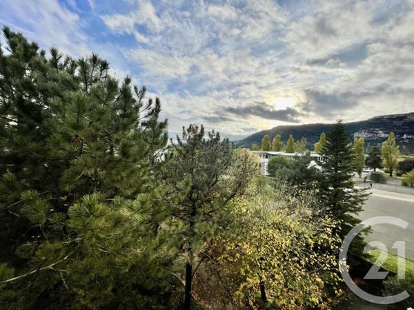 Appartement T4 à vendre  4 pièces - 82,33 m2 GUILHERAND GRANGES - 07