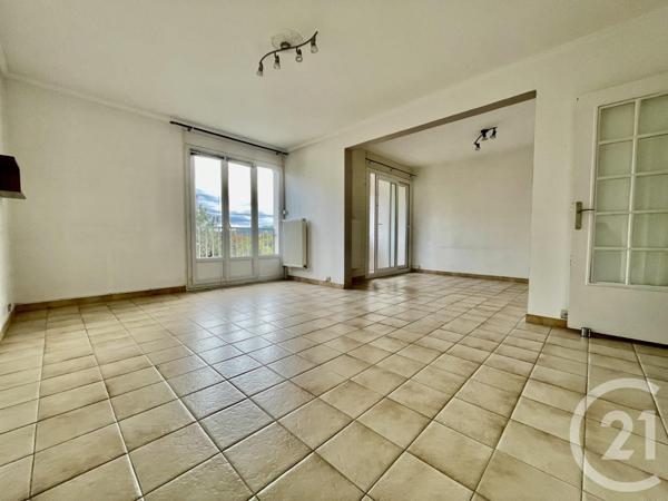 Appartement T4 à vendre  4 pièces - 82,33 m2 GUILHERAND GRANGES - 07