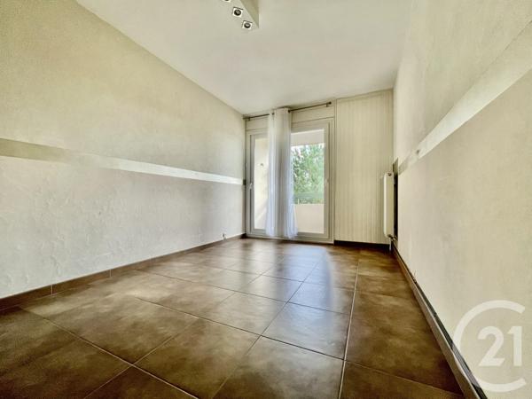 Appartement T4 à vendre  4 pièces - 82,33 m2 GUILHERAND GRANGES - 07