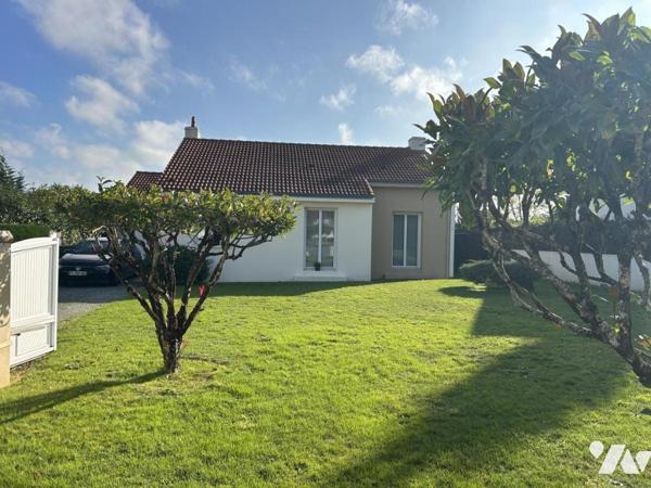 Maison de Plain-pied sur 932 m² de terrain.