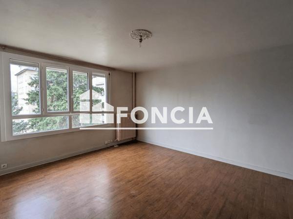 Location Appartement 2 pièces 54 m² - Résidence Vélasquez RDC Le Mans 72000