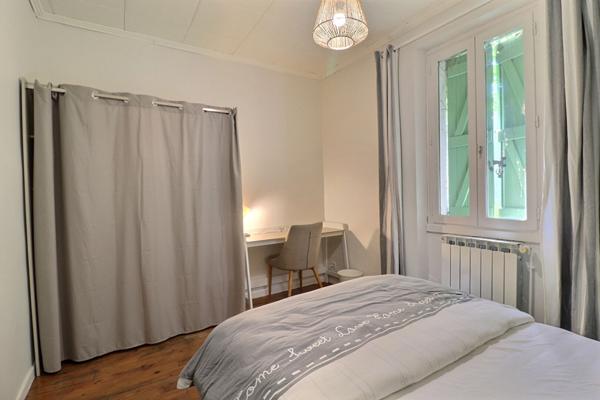 CHAMBRE 14M² AVEC SALLE D'EAU COMMUNE