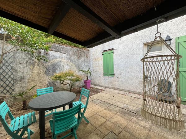 CHAMBRE 14M² AVEC SALLE D'EAU COMMUNE