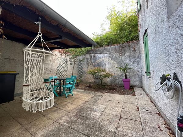 CHAMBRE 14M² AVEC SALLE D'EAU COMMUNE