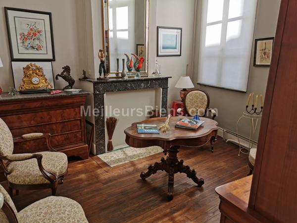 MAISON DE MAITRE MITOYENNE 190 M2 5 CHAMBRES HYPER CENTRE