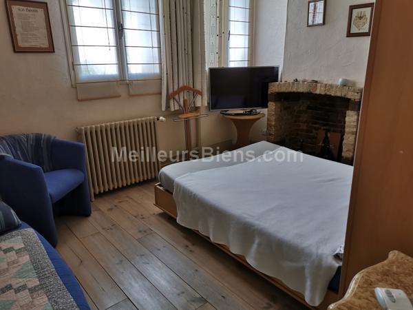 MAISON DE MAITRE MITOYENNE 190 M2 5 CHAMBRES HYPER CENTRE