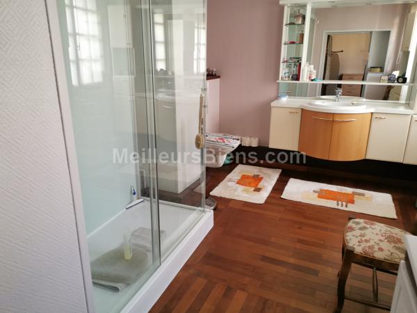 MAISON DE MAITRE MITOYENNE 190 M2 5 CHAMBRES HYPER CENTRE