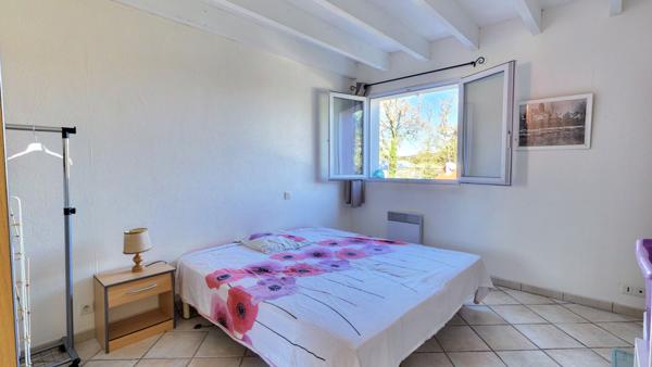 Maison composée de deux appartements, possibilité de division en 4 lots bâtis