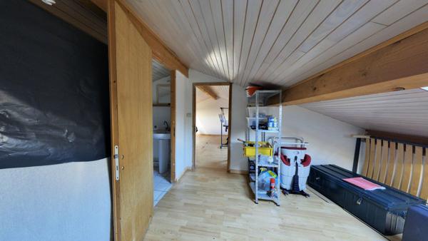 Maison composée de deux appartements, possibilité de division en 4 lots bâtis