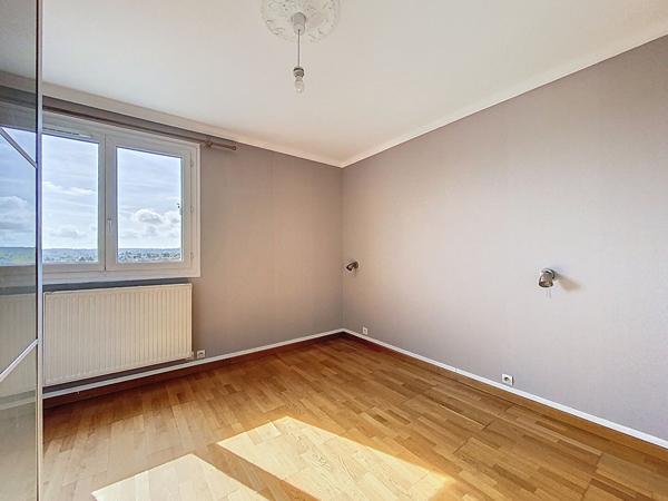 Appartement 4 pièces de 81.56 m² - Saint-Germain-en-Laye