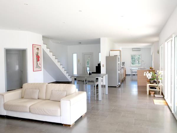 maison de rêve avec piscine (VIDEO 4K SUR DEMANDE)