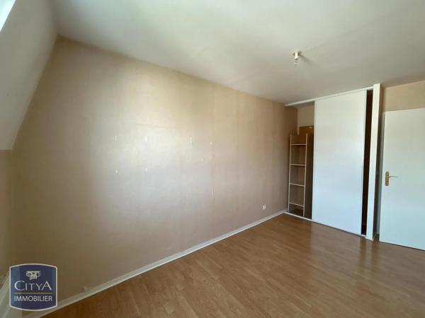Appartement à louer 3 pièces 68.92m² Épernay (51200)