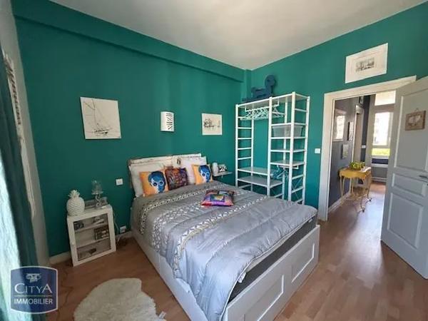 Appartement à louer 2 pièces 51.67m² Royan (17200)