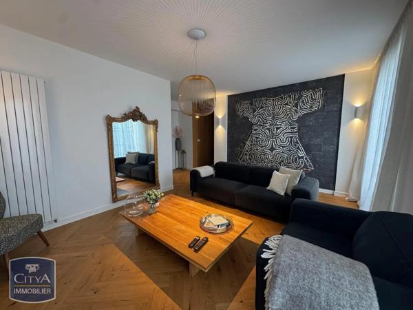 Appartement à louer 4 pièces 107.47m²
