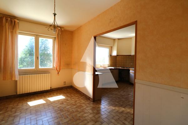 Immeuble 11 pièces 505.82 m2