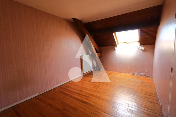 Immeuble 11 pièces 505.82 m2