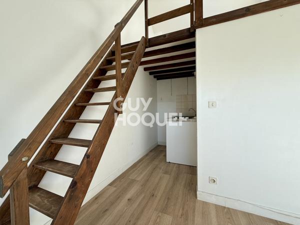 Appartement à vendre de 1 pièce de 12.35 m² secteur HINCMAR