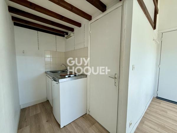 Appartement à vendre de 1 pièce de 12.35 m² secteur HINCMAR