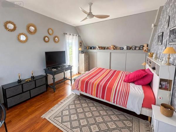 Achat - Maison Saint-Méloir-des-Ondes 35350 7 pièces 171 m 2 1310 m 2