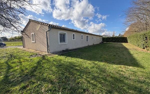 Immeuble à vendre    9 pièces • 193 m2 Pexiora