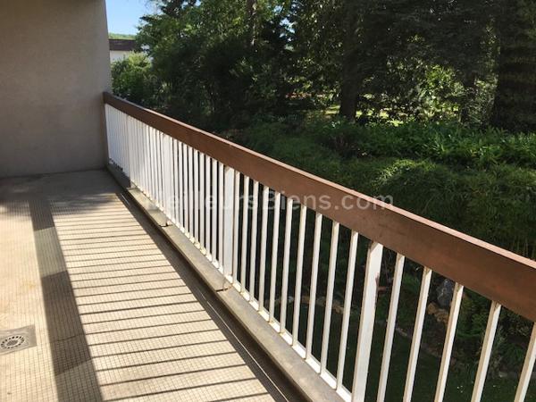 EXCLUSIVITE. 3P AVEC BALCON ET VUE MAGNIFIQUE SUR JARDINS