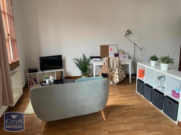 Appartement à louer 1 pièce 32.8m²