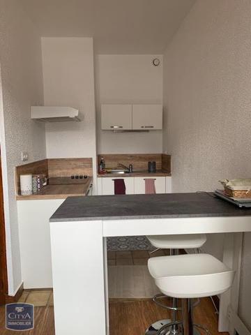 Appartement à louer 1 pièce 32.8m²