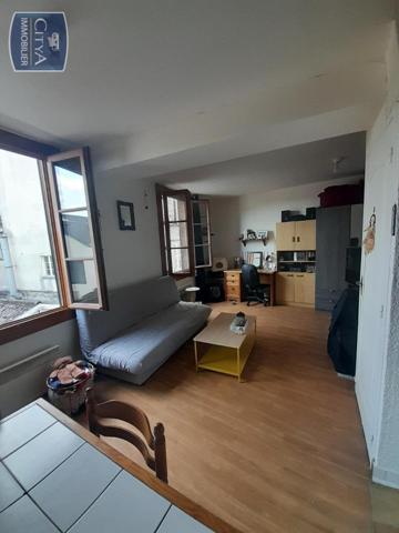 Appartement à louer 1 pièce 32.8m²