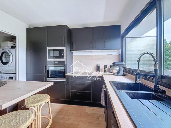 Appartement T4 de 80 m² entièrement rénové avec balcon et cave à Cenon