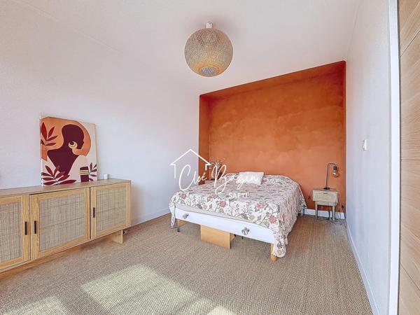 Appartement T4 de 80 m² entièrement rénové avec balcon et cave à Cenon