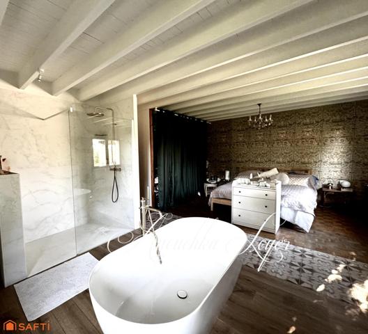 MAISON DE VILLE AVEC SOUS SOL ET STUDIO