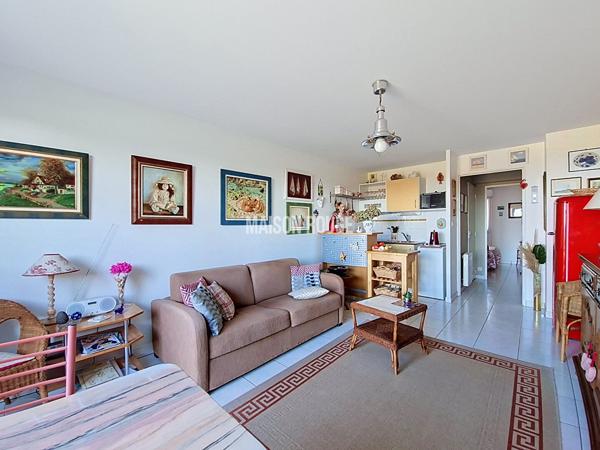 SAINT CAST LE GUILDO - APPARTEMENT T2 MEUBLE VUE MER