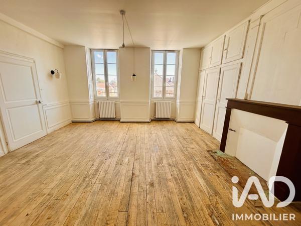 Maison à vendre 8 pièces 232 m² Estissac