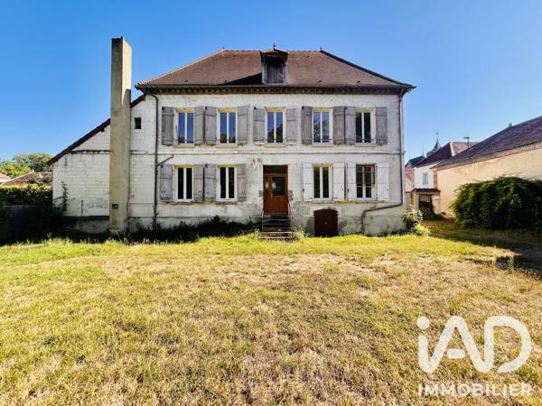 Maison à vendre 8 pièces 232 m² Estissac