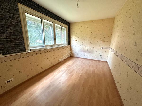 Nantes - Orvault- Pont du Cens : En VENTE Appartement T3, 69 m², 2 chambres + bureau, cuisine aménagée. Appartement fonctionnel. Cave et parking.