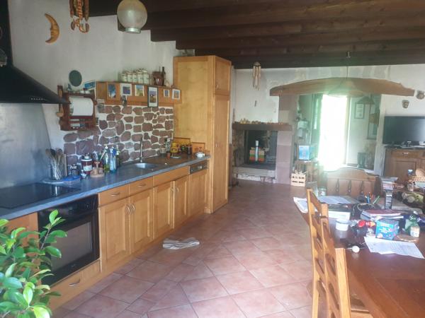 Très jolie ferme rénovée en impasse au calme