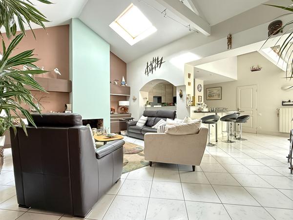 MAISON DE PLAIN-PIED QUARTIER FETILLY